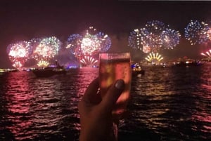 Dubai: Desert Rose NYE Cruise with Dinner and Fireworks