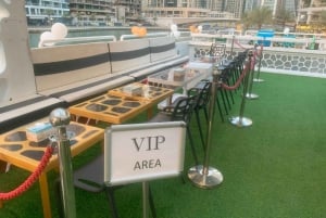 Dubai: Desert Rose NYE Cruise with Dinner and Fireworks