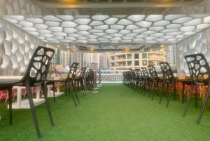 Dubai: Desert Rose NYE Cruise with Dinner and Fireworks