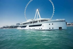 Dubai: Desert Rose NYE Cruise with Dinner and Fireworks
