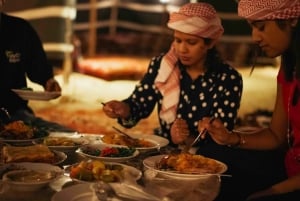 Dubai: Wüstensafari, Kamelritt, arabisches Pferd & BBQ Dinner