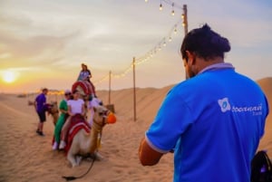 Dubaï : Safari dans le désert, quad, balade à dos de chameau et camp Al Khayma