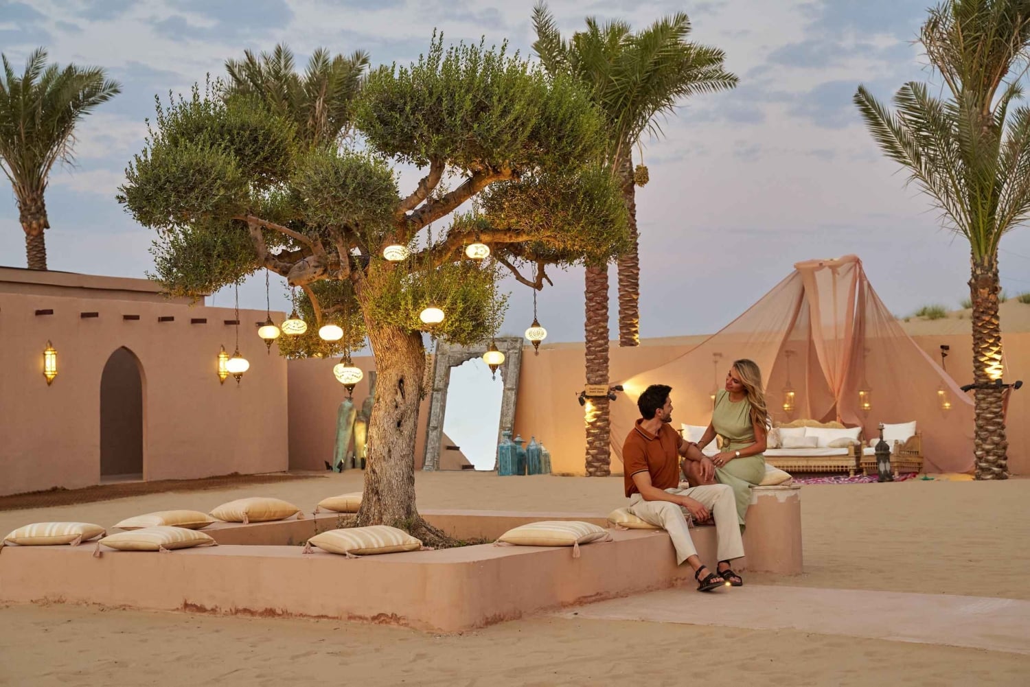 Dubai: woestijnsafari, quadrijden en premium kampeerervaring