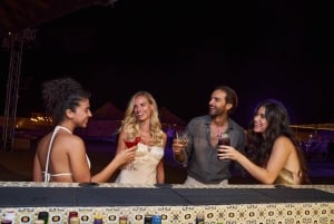 Dubai: woestijnsafari, quadrijden en premium kampeerervaring