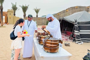 Pustynne safari w Dubaju, jazda quadem, przejażdżka na wielbłądzie i sandboarding