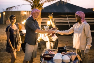 Dubai: Camel Desert Safari with Traditional Dinner