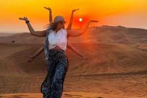 Dubai: Desert Safari with VIP BBQ and Optional Quad Bike