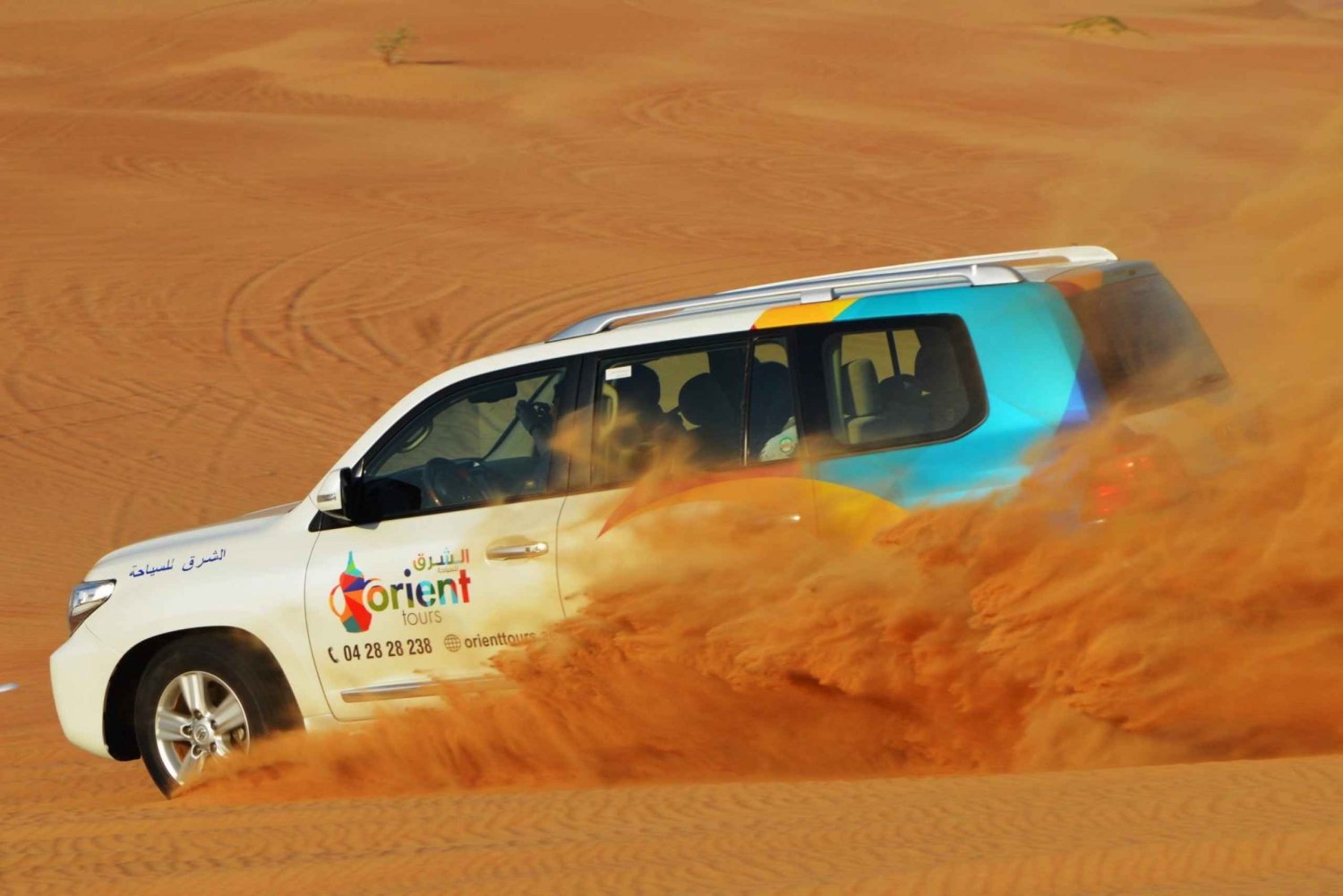 Dubai Desert Wonder - Puolipäiväinen 4WD Desert Safari, jossa on grillausmahdollisuus