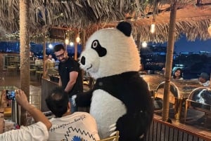 Crociera in dhow sul Dubai Creek, spettacoli alla Marina, buffet e bevande