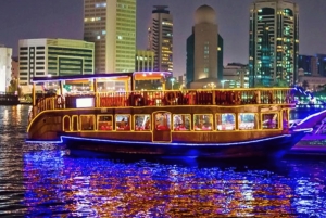 Dubai: Crociera con cena in Dhow sul Creek o sulla Marina con spettacoli dal vivo