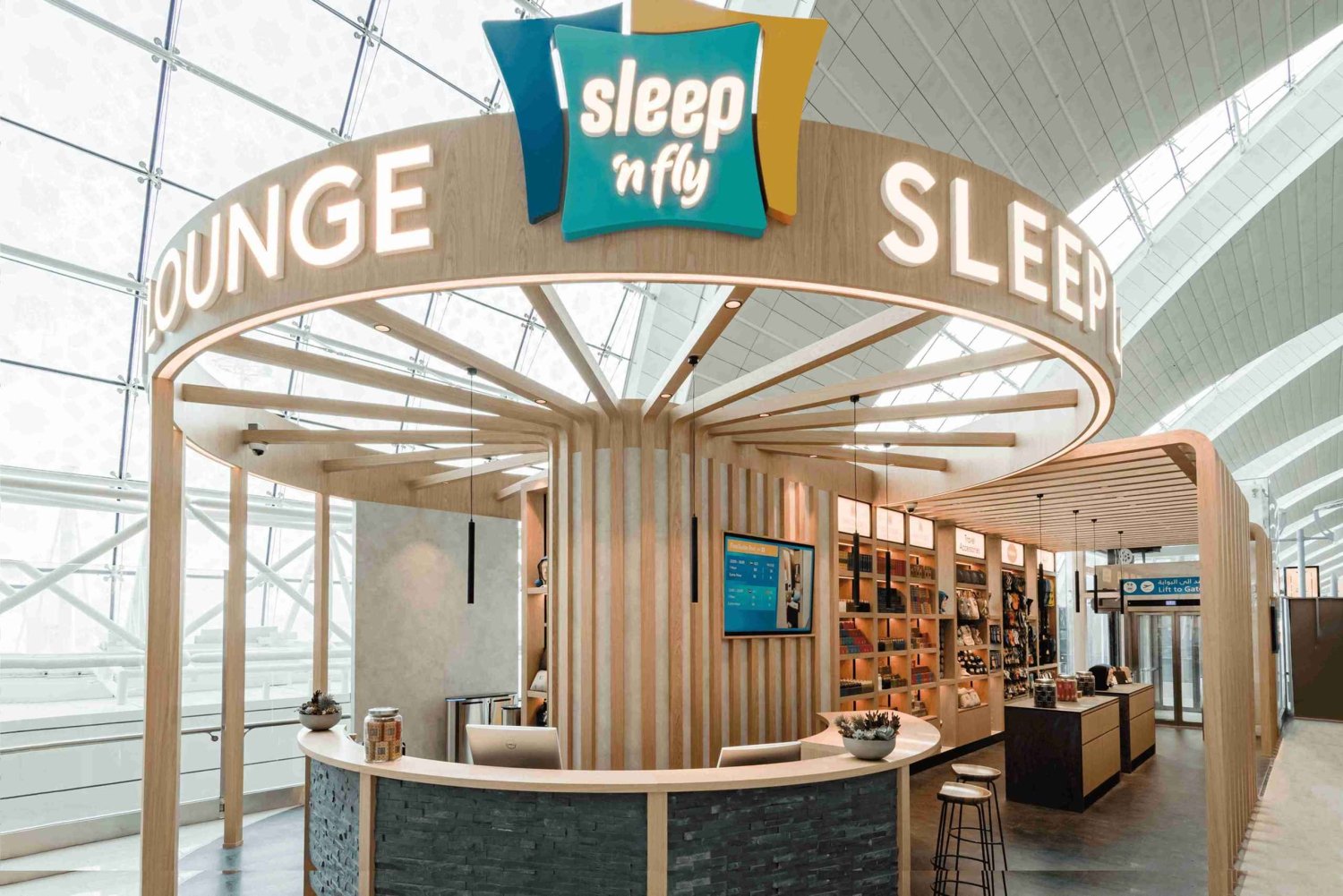 Dubai: Dubai International Airport Sleep'n Fly Lounge Access
