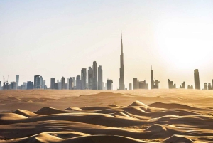 Dubai: Dune-bashing, kamel, sandboarding, grilling og liveshow