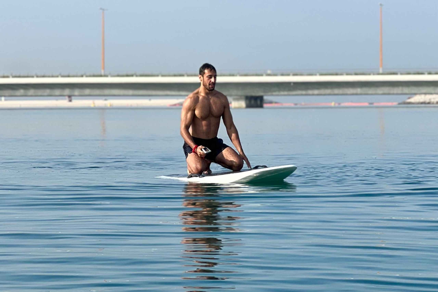 Dubai: Hydrofoil elétrico ou eFoil Surfboard Experience