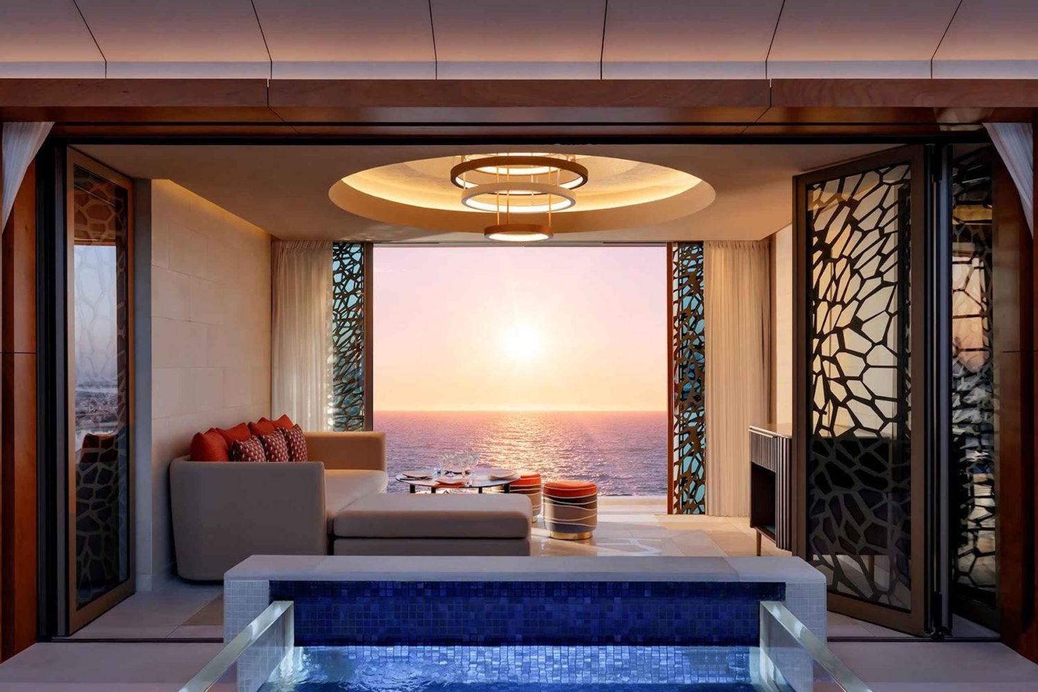 Dubai: Elittur med himmelspool, shopping och hämtning från hotellet