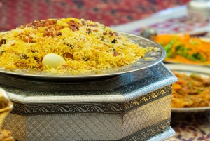 Dubai: Emirati Cultural Experience with Emirati Meal