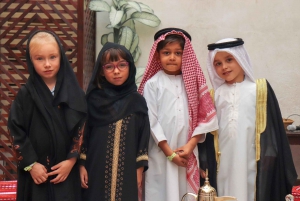 Dubai: Kulttuurikokemus ja emiraattiateria