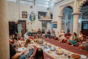 Dubai: Emirati Culturele Ervaring met Emirati Maaltijd