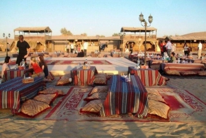 Dubaj: Wieczorne pustynne safari, kolacja, pokazy, przejażdżka na wielbłądzie