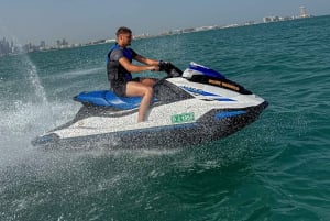 Dubai: Erlebe Jetski zum Burj Al Arab + Fotos & Videos