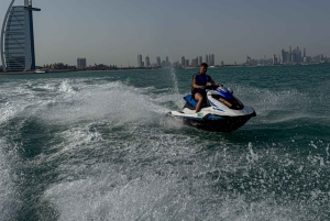Dubai: Erlebe Jetski zum Burj Al Arab + Fotos & Videos