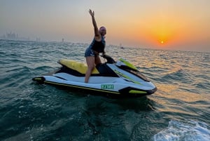 Dubai: Erlebe Jetski zum Burj Al Arab + Fotos & Videos