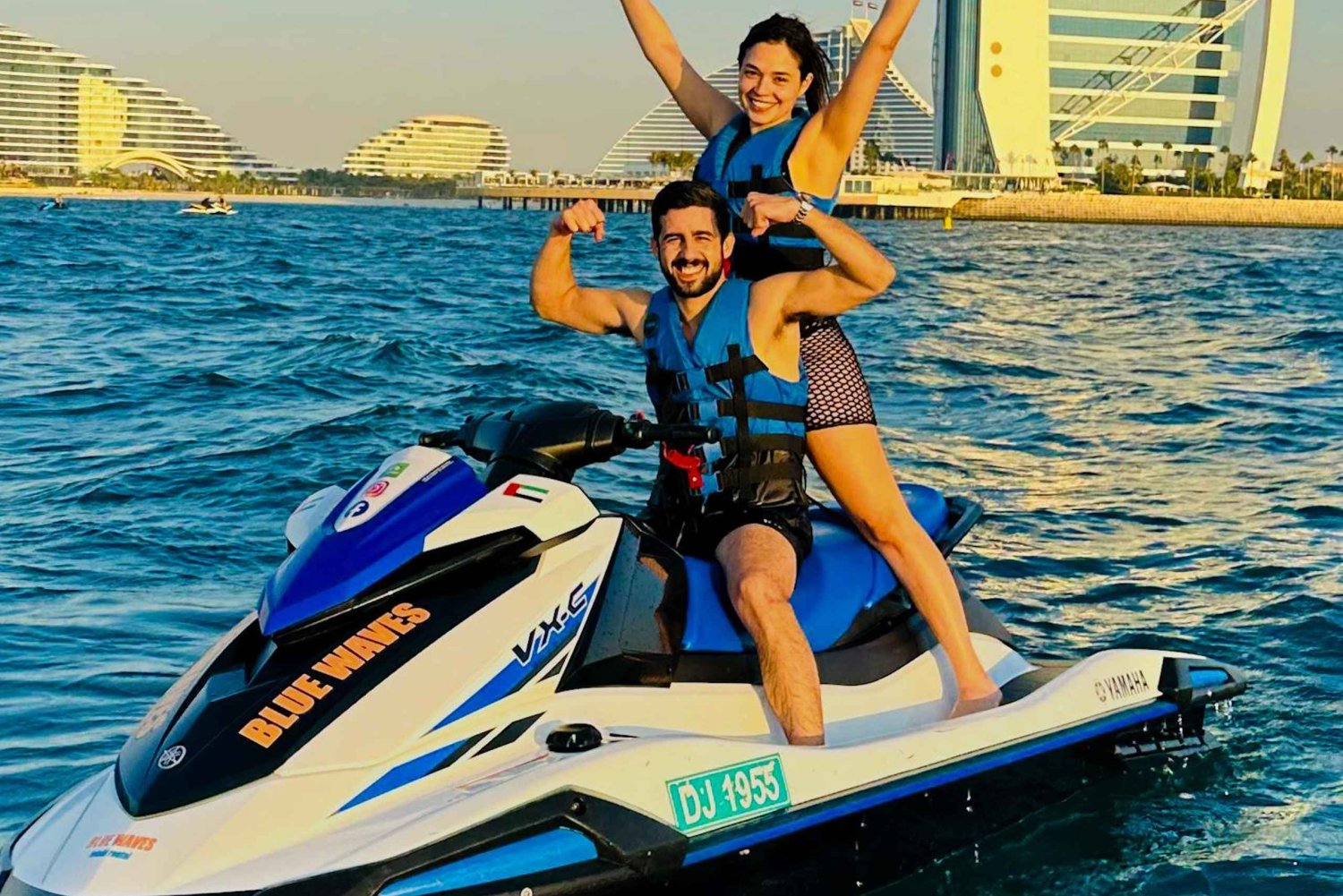 Dubai: Experience Jetski to Burj Al Arab + PICTURES & VIDEOS