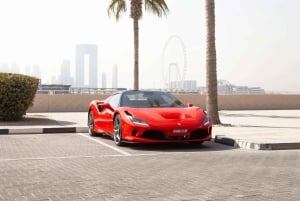 Dubai: Ferrari F8 Spider 1 Tag mieten, keine Kaution erforderlich
