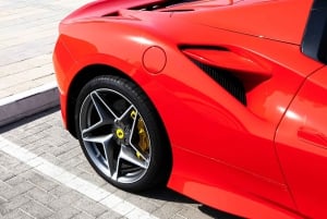 Dubai: Ferrari F8 Spider 1 Tag mieten, keine Kaution erforderlich