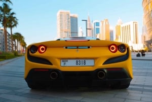 Dubai: Ferrari F8 Tributo 2022 zelfrijdende dag