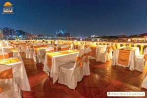DUBAI: Jantar em um cruzeiro de luxo em Dhow (Creek Al Seef)