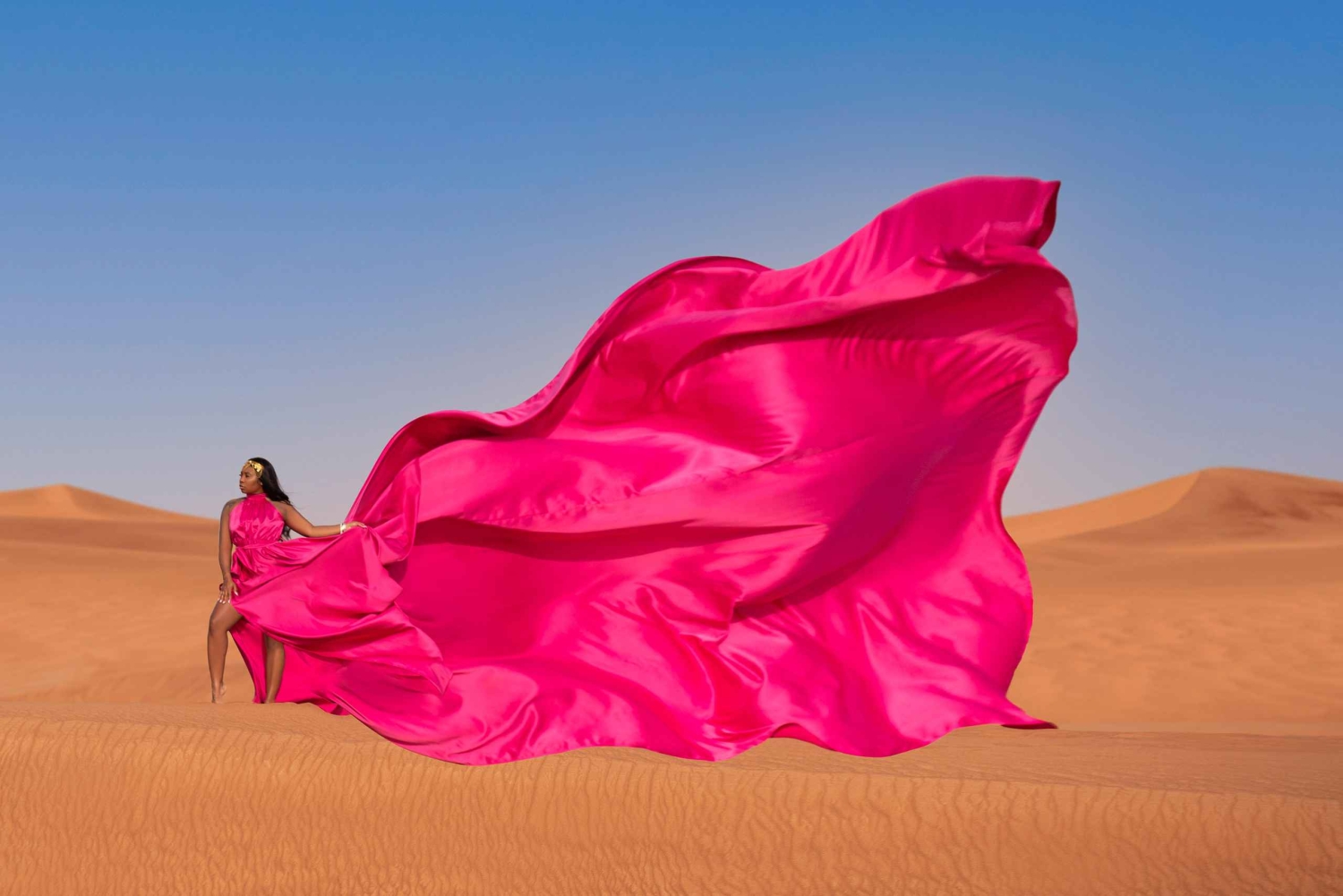 Dubai: Fotoshoot i flyvende kjole