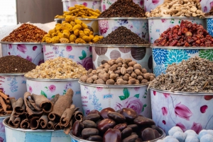 Dubai:Frame entry, Souks, blue Mosque guided tour& Transfer