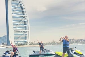 Dubaï : Excursion en jet ski au Burj Al Arab avec vue sur l'horizon de la ville