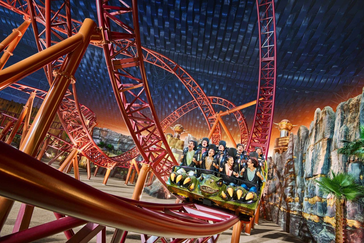 Dubai: IMG Theme Park Ticket: Opastettu kiertoajelu ja IMG Theme Park Ticket.