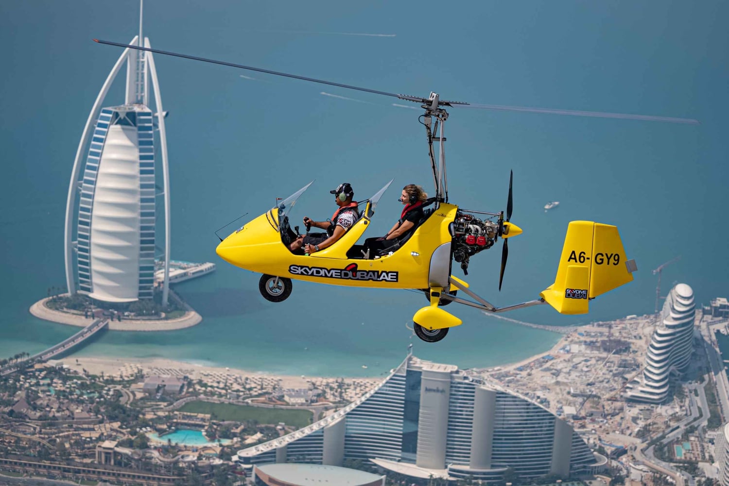 Dubai: Vuelo de Iniciación al Girocóptero