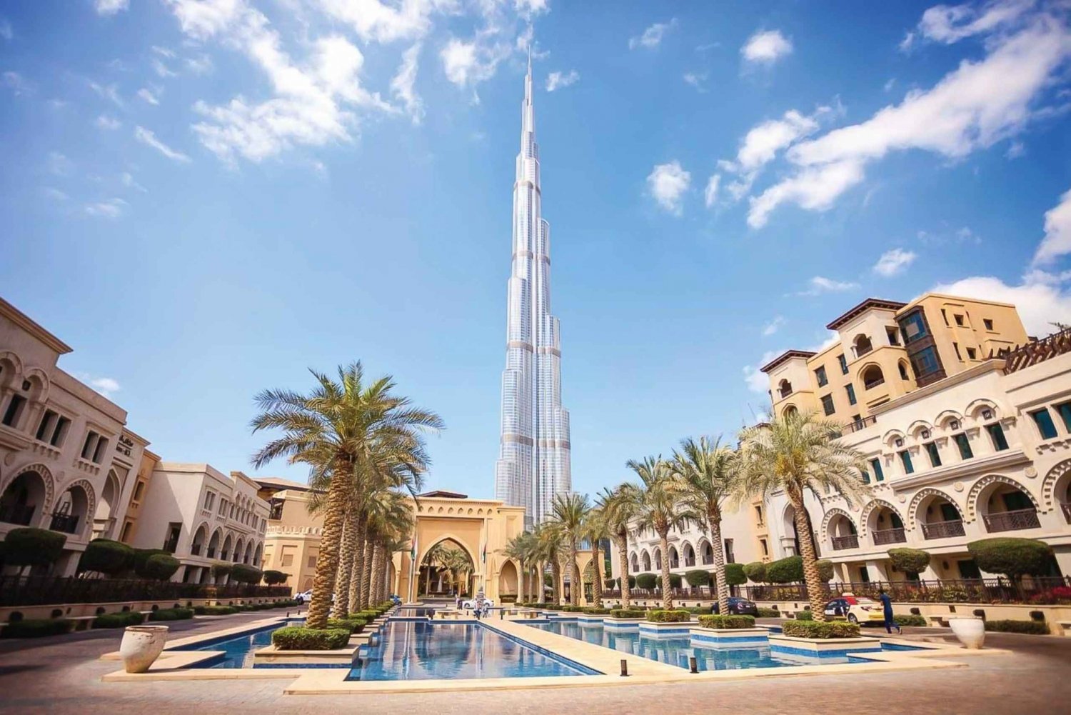 Dubai: Tour en autobús de medio día y ticket de entrada al Burj Khalifa