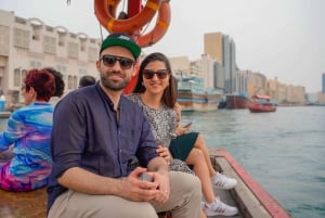 Dubai: Halvdags byrundtur med Den blå moskeen, Creek og souker
