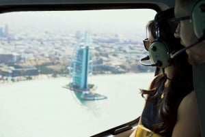 Dubaj: Przejażdżka helikopterem, wycieczka piesza po Starym Mieście, Abra i przekąski