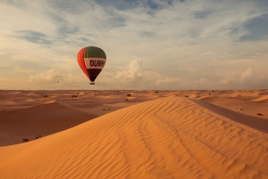 Dubai: Heritage Overnight Safari, ballonvaart en ontbijt