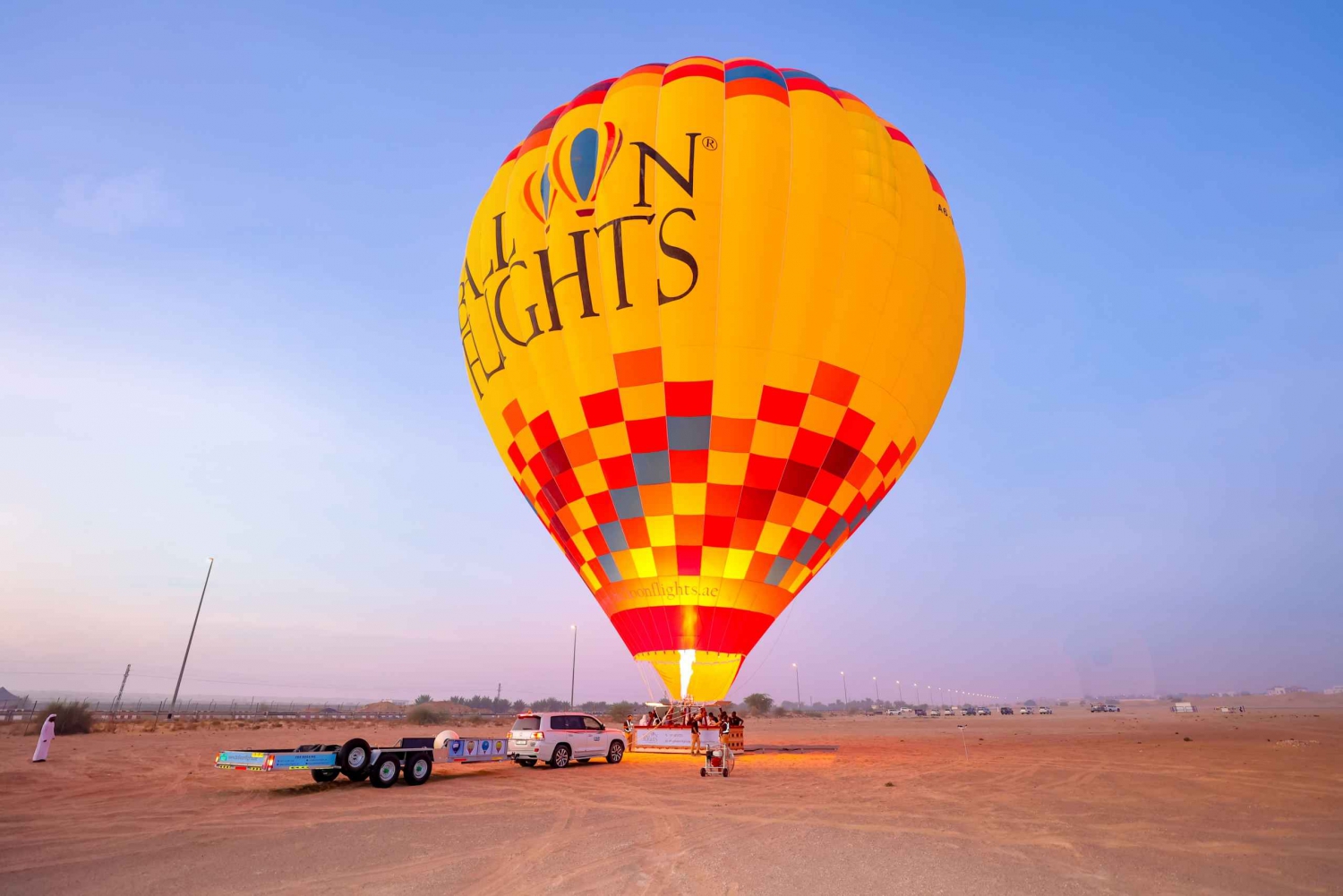 Dubai: Varmluftsballongflygning med 4X4-transfer