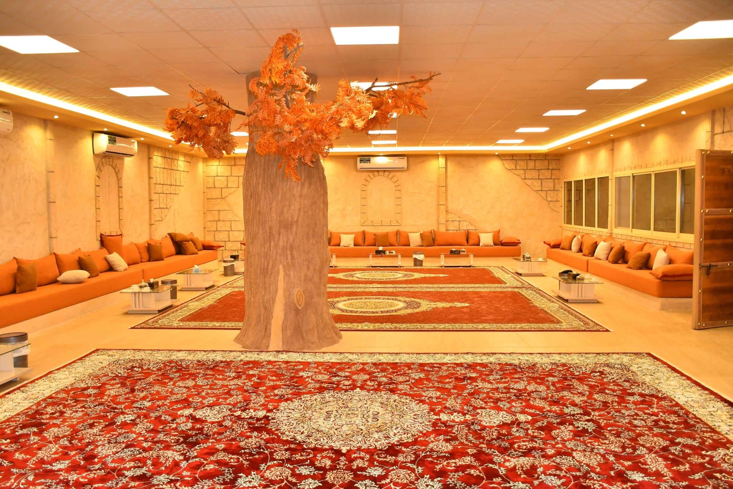 Dubai: Privat varmluftsballong med frukost i skyn