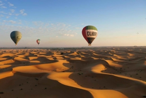 Dubai: Passeio de balão de ar quente sobre os céus do deserto