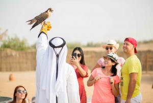 Dubai: Hot Air Balloon Tour with Camel Ride and Breakfast