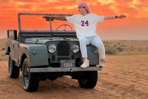 Dubai: Varmluftsballong med vintage Land Rover och frukost