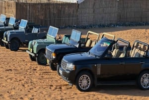 Dubai: Varmluftsballong med vintage Land Rover och frukost