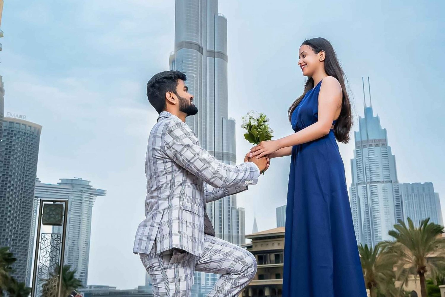 Dubai: Iconic Burj Khalifa Pre-Wedding Photoshoot