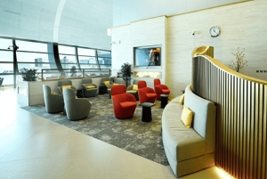 Dubai: Dubai International Airport Marhaba Lounge Access