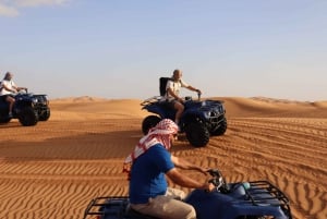 Dubai: Jeep-ørkensafari, kamelridning, ATV og sandboarding