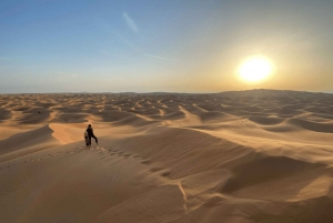 Dubai Jeep Wrangler Sunset Desert Experience & Sandboarding