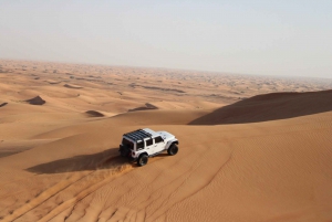 Dubai Jeep Wrangler Sunset Desert Experience e Sandboard